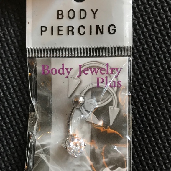 New Belly Button Ring - Picture 2 of 2